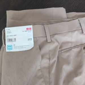 NWT 33x34 Uniqlo Men's Beige Dry Stretch Golf Pants